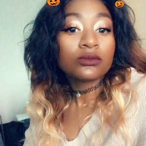 Meet your Posher, Catherine